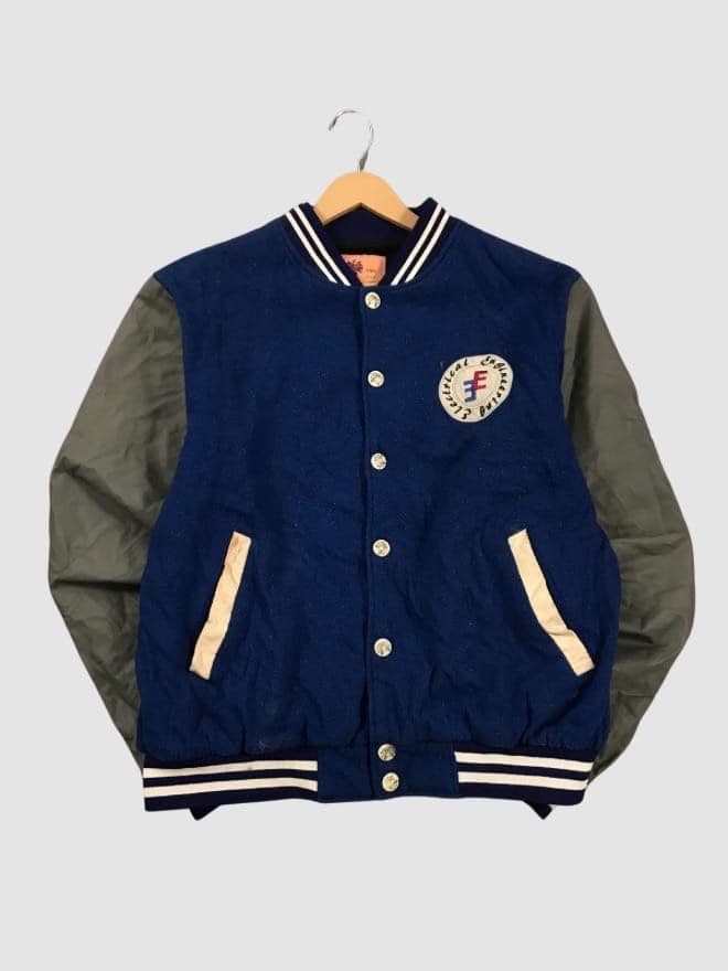 BUNDLE OF 10 VINTAGE CRAZY VARSITY JACKET — image 4 of 10