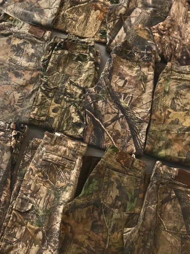 BUNDLE OF 10 VINTAGE RARE REALTREE CAMO CARGOS AND DENIM 