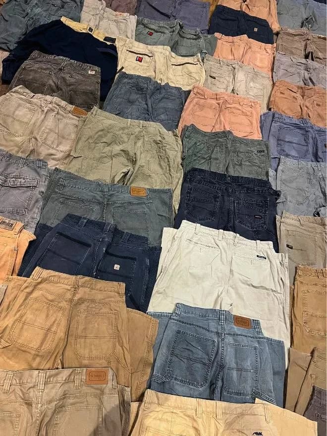 BUNDLE OF VINTAGE NON-BRANDED CARPENTER PANTS  — image 4 of 4